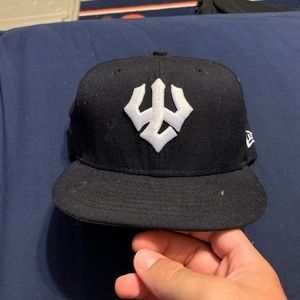 Washington and Lee University fitted hat